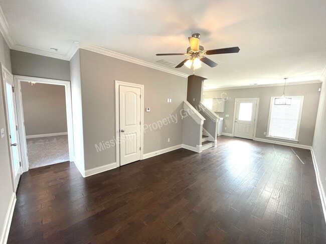 Foto del edificio - 4BD/4.5BA FOR RENT - Only Through 7/18/2024