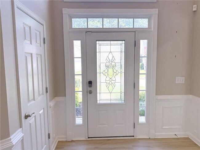 Foto del edificio - 3361 Shallowford Green Dr