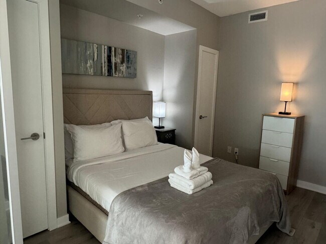 Building Photo - 30 Nelson St