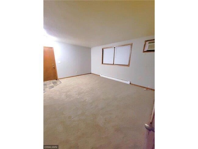 Foto del edificio - 710 Hillcrest St