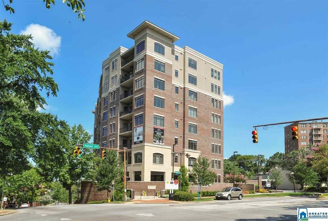 2600 Highland Ave Unit 402, Birmingham, AL 35205 Condo for Rent in Birmingham, AL