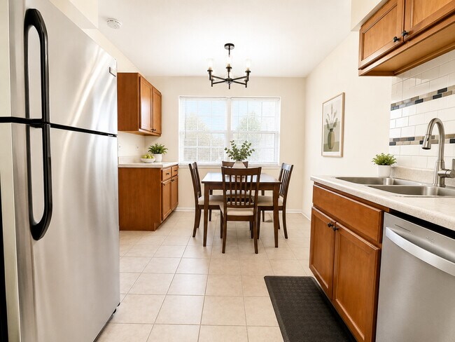 Foto del edificio - 1344 Orleans Dr