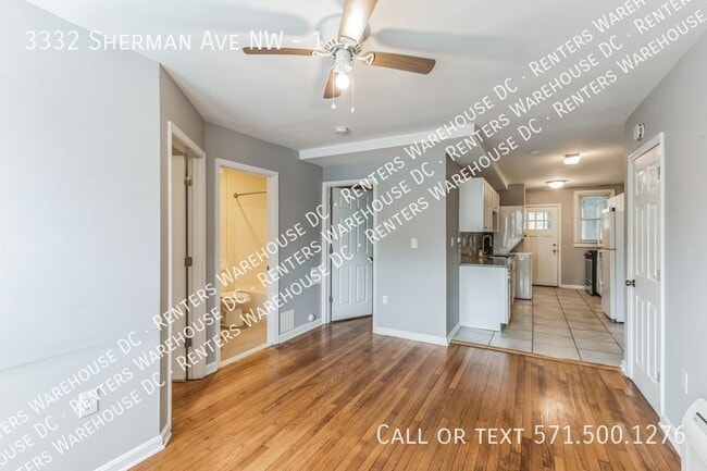 Building Photo - Wonderful! 2BR/1bth home in Columbia Heigh...