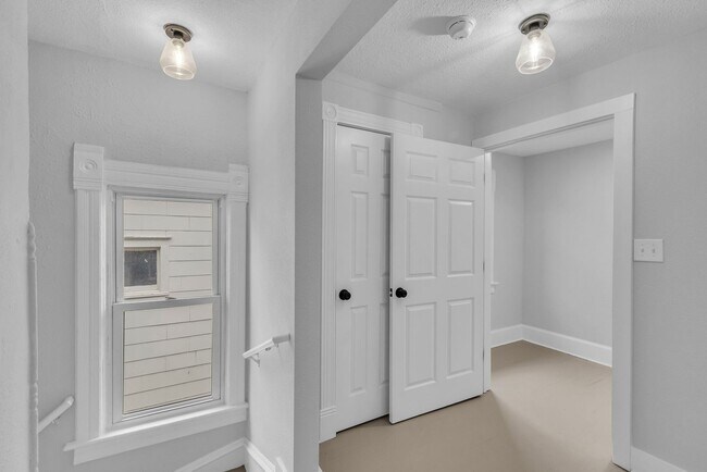 Foto del edificio - 1048 Sandusky Ave