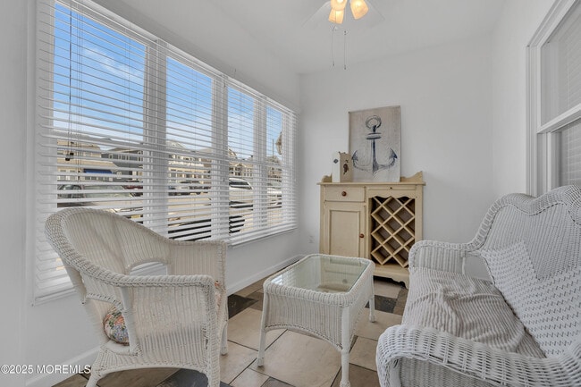 Building Photo - 8 President Ave