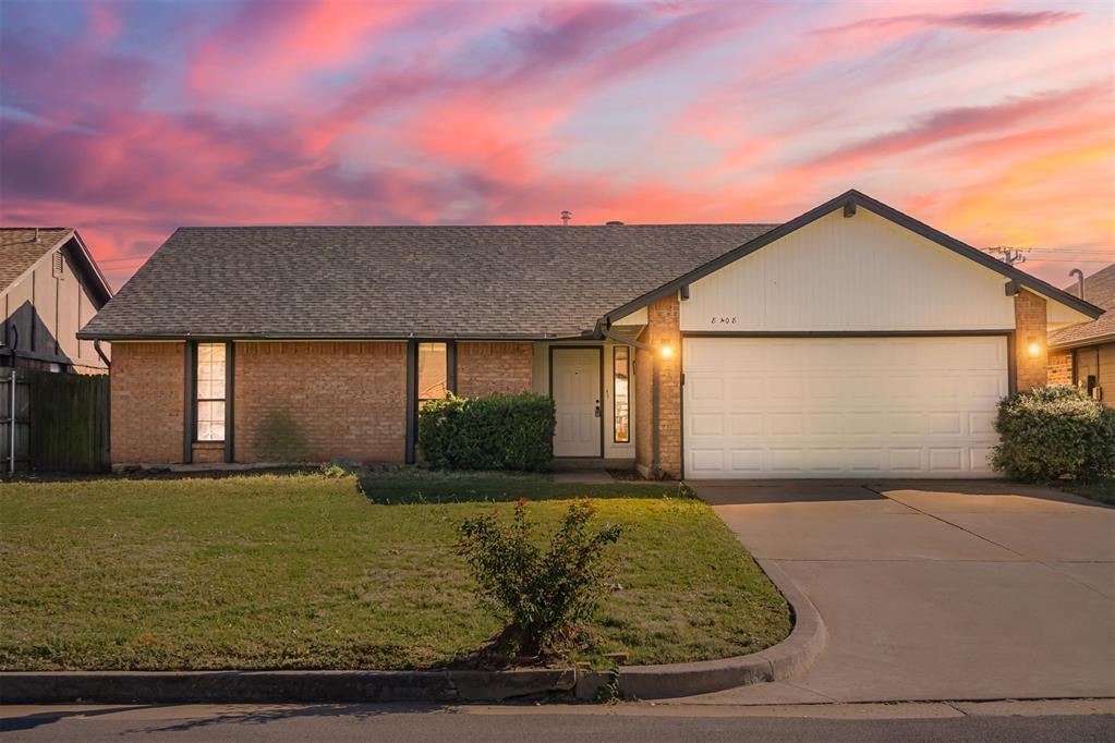 Foto principal - 8408 NW 109th St