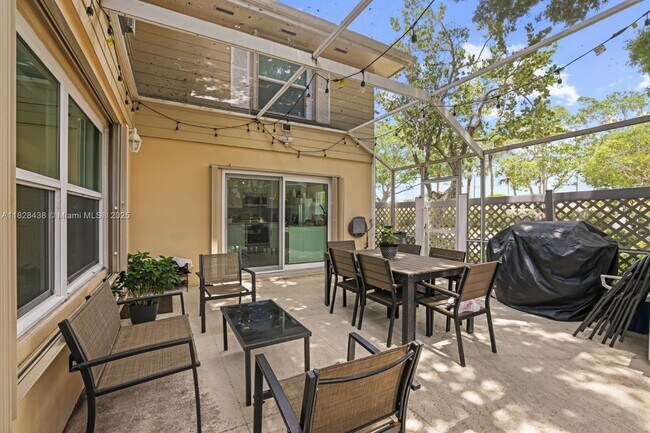 Foto del edificio - 6703 Dryden Ct