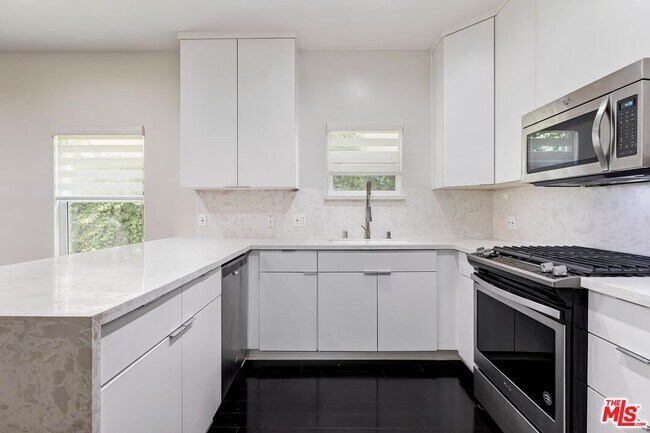 Foto del edificio - 435 N Ogden Dr