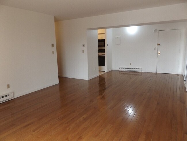 Foto del edificio - 125 Pleasant St