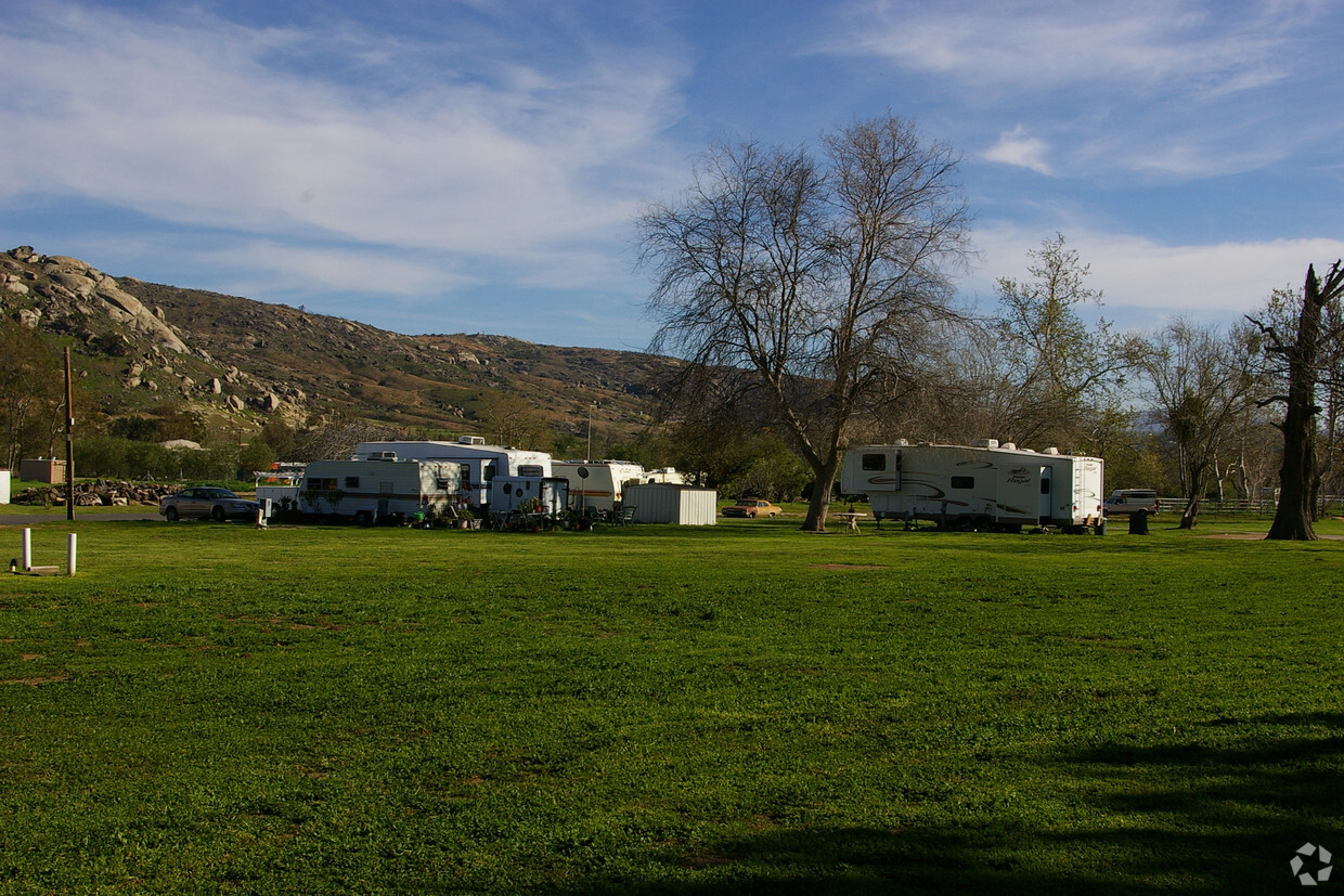 Foto del edificio - Ramona Mobile Home Park