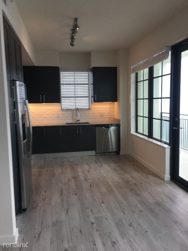 Foto del edificio - 857 Central Ave