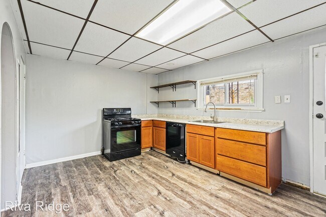 Building Photo - 3 br, 1 bath House - 66 Highland Avenue