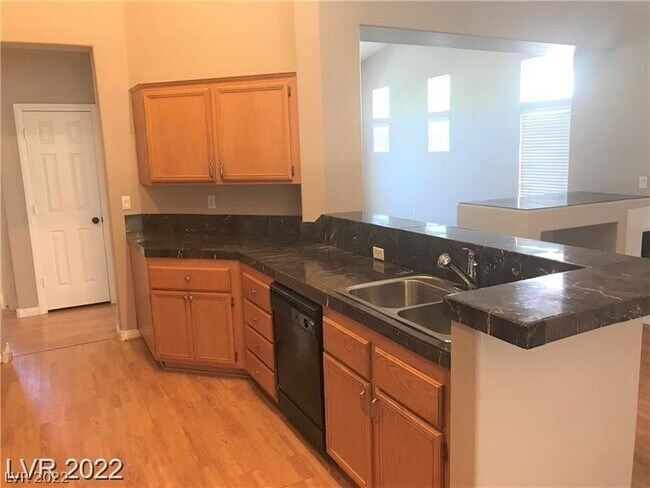 Building Photo - 8474 Orange Cliff Ct