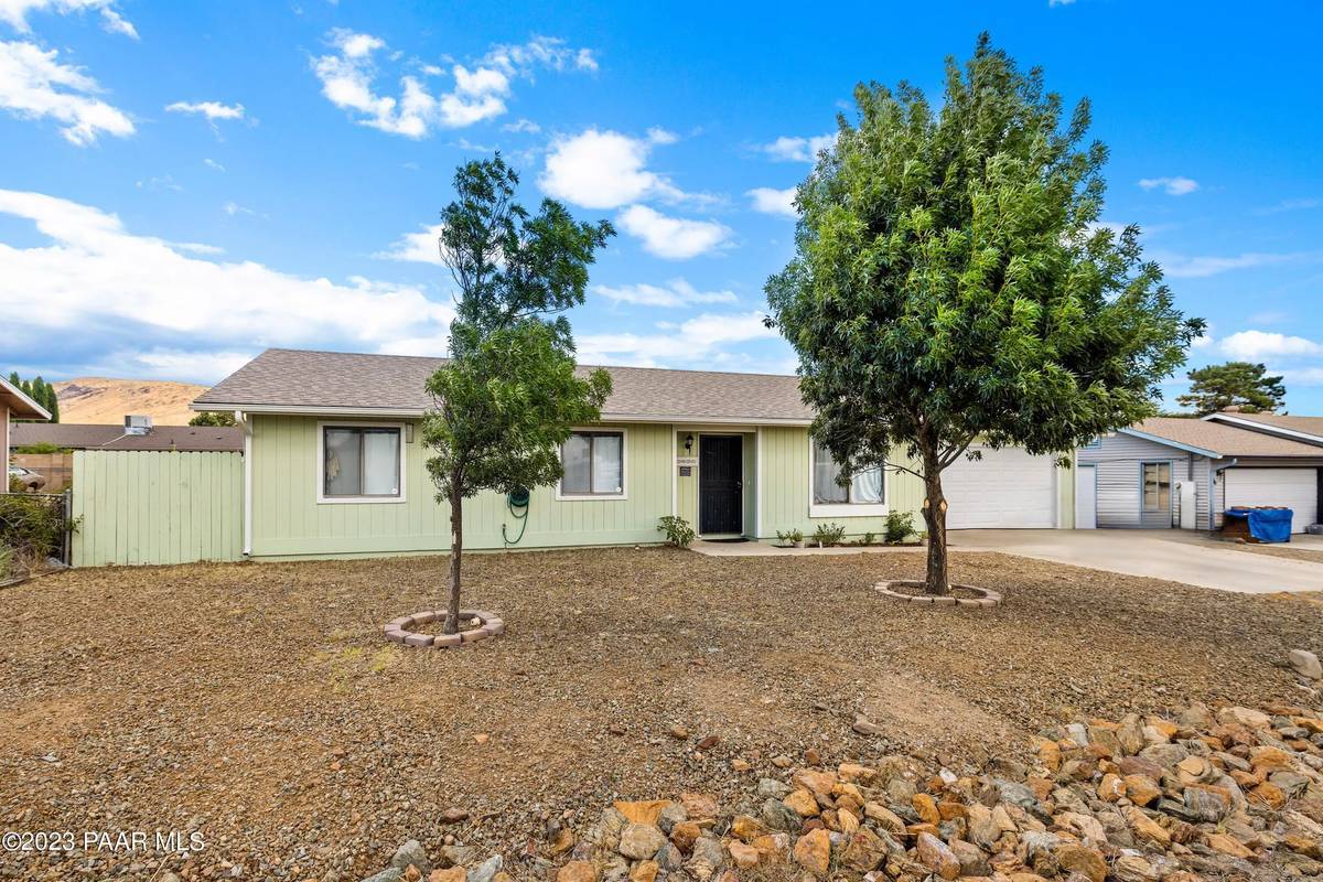 Primary Photo - 3620 N Treasure Dr