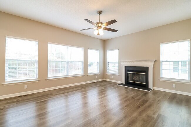 Foto del edificio - 3608 Serendipity Dr