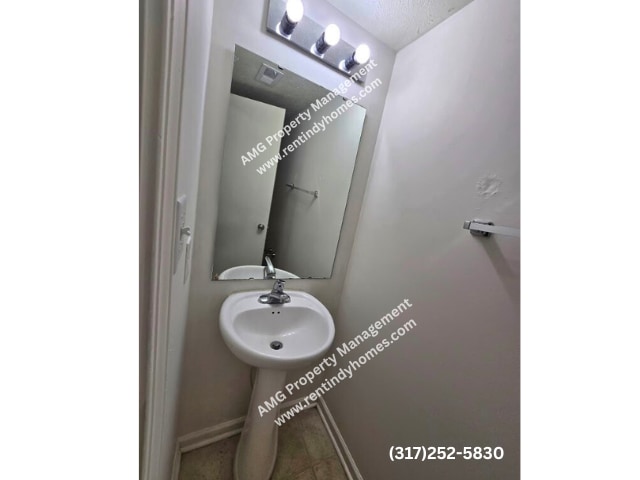 Building Photo - 4051 Tahoe Dr