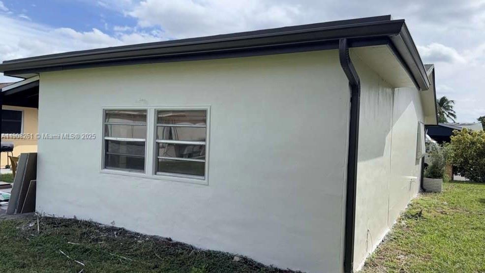 Foto del edificio - 7303 NW 57th Pl