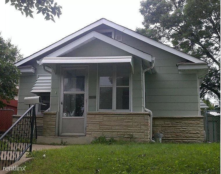 Primary Photo - 3646 NE Tyler St