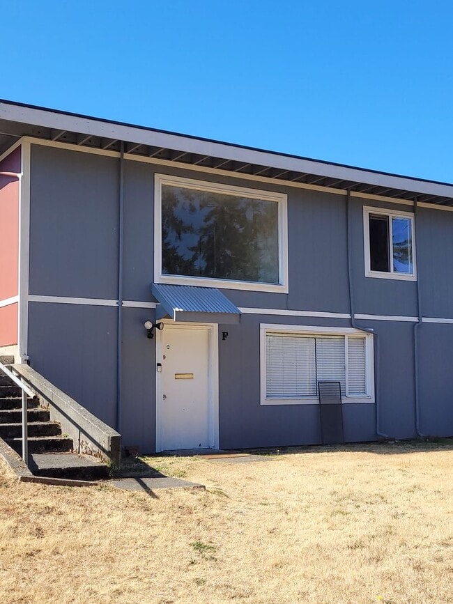 Building Photo - 2909 E Hwy 101