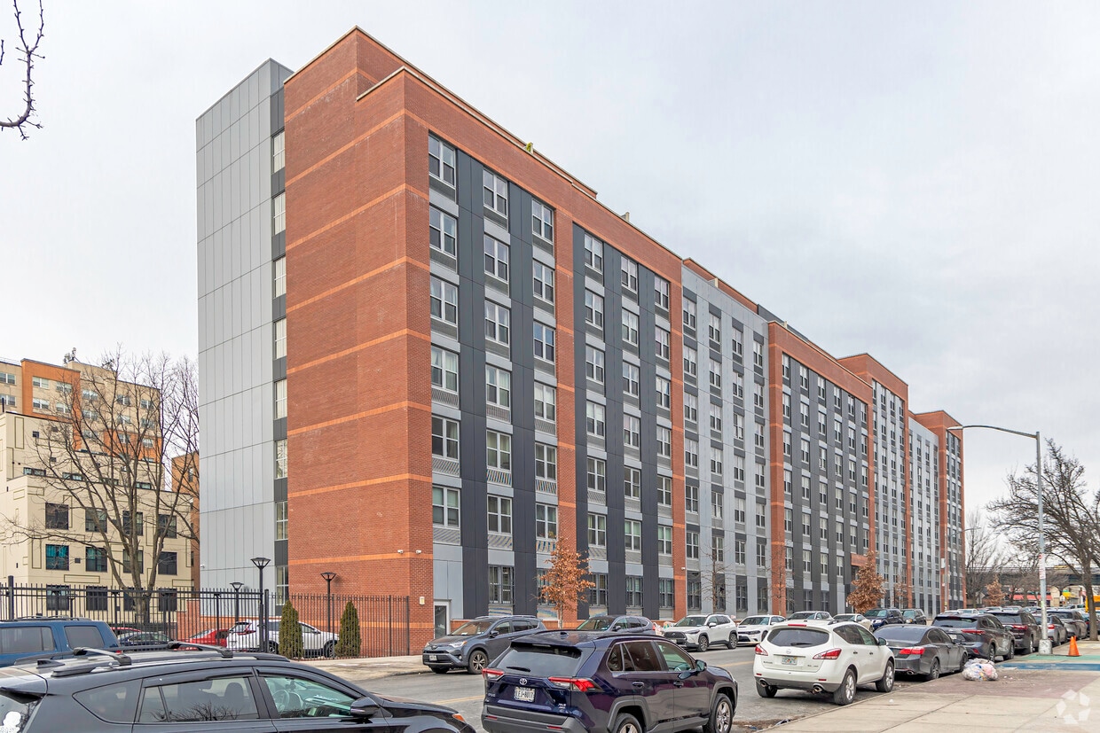 Primary Photo - Sweetgum Apartments