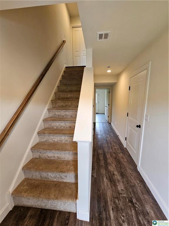 Foto del edificio - 1601 Greystone Cir