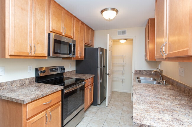 Two Bedroom Kitchen - Markwell Village