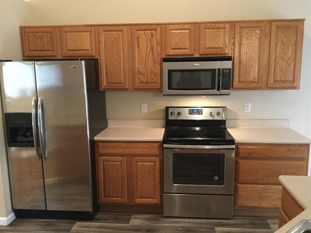 Building Photo - 167 Firestone Dr