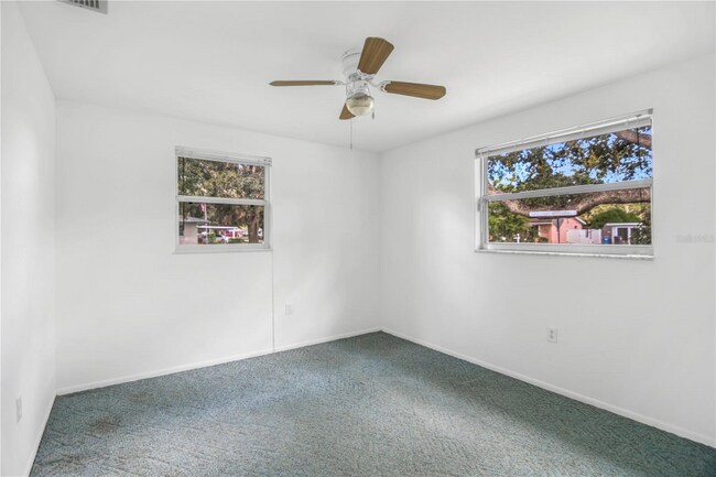 Foto del edificio - 3012 52nd Ave Dr W