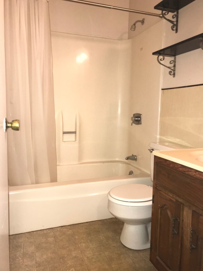 24 Union St, Keene, NH 03431 Townhouse for Rent in Keene, NH