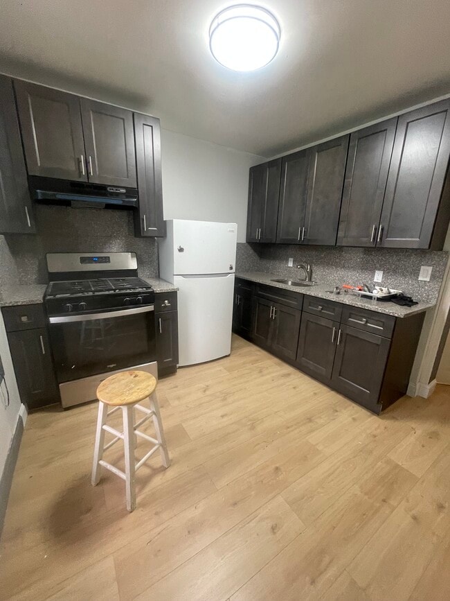Building Photo - 460 Bay Ridge Ave