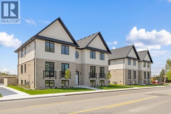 Building Photo - 1429 Lesperance Rd