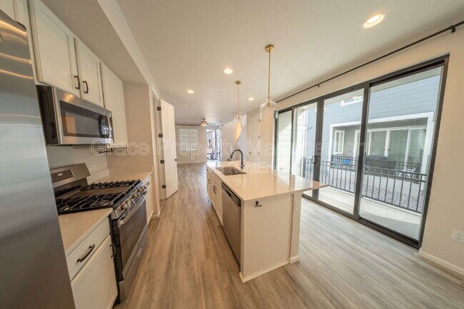 Foto del edificio - 4125 Fultondale St