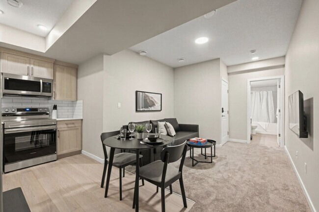 Building Photo - 8664 Edgemont Link NW