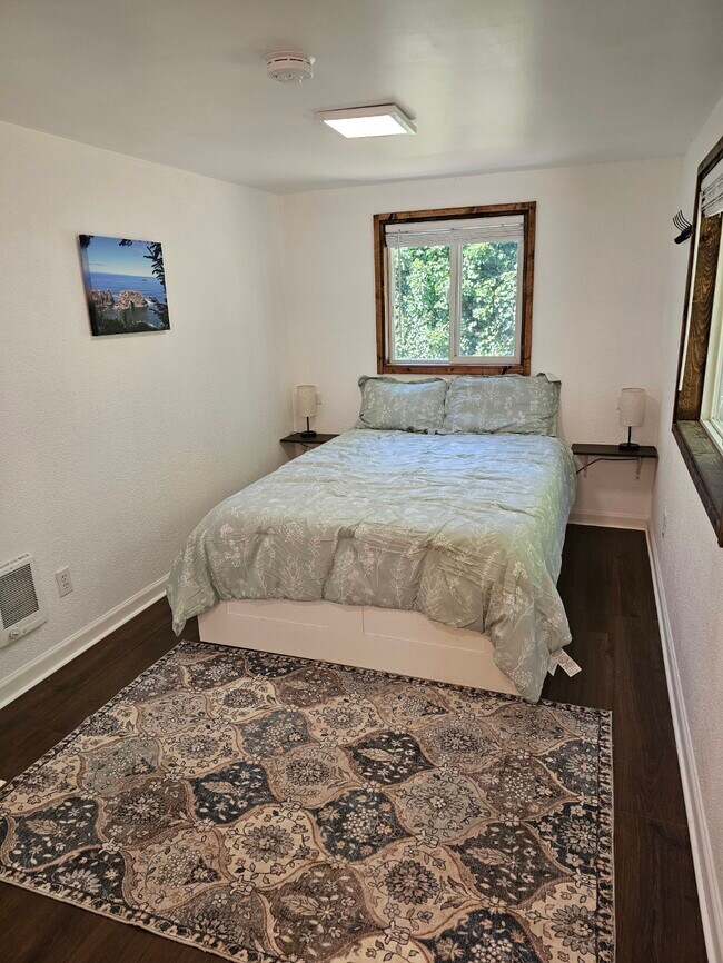 Foto del edificio - 1310 18th St NE