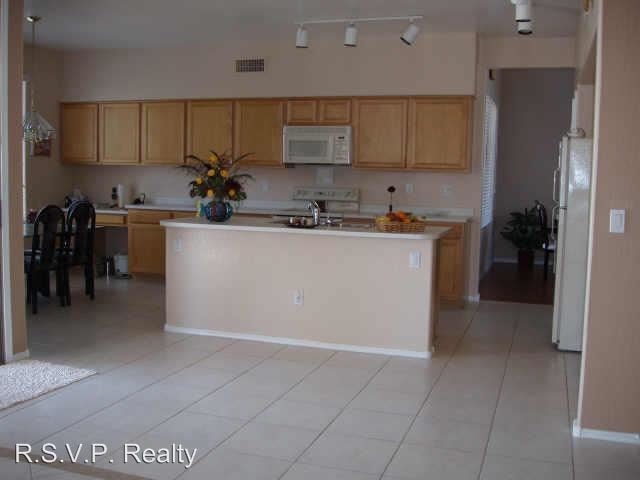 Building Photo - 3988 S Hollyhock Pl