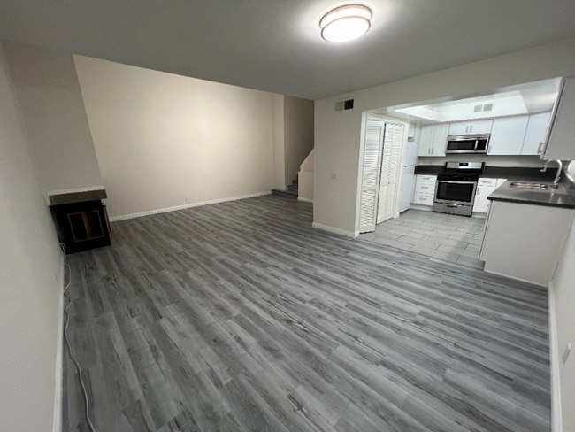 Photo - 1600 S Bentley Ave Apartment