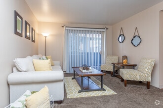 2BR, 1.5BA - 1,0002SF - Monaco Apartments