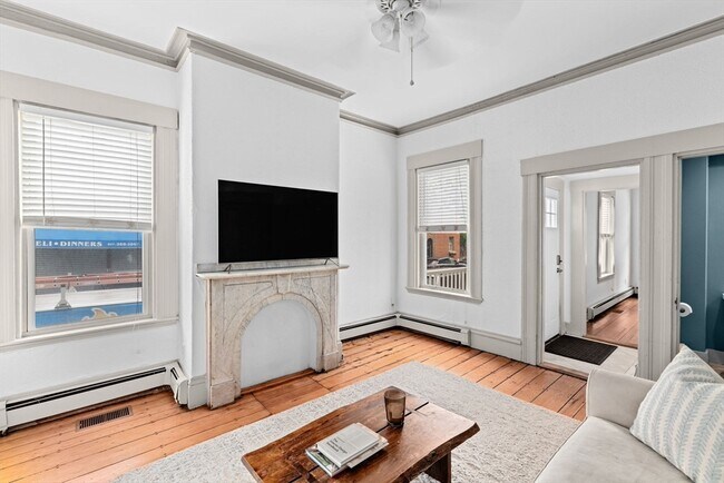 Foto del edificio - 683 E 4th St