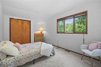 Building Photo - 318 Blackstone Ave