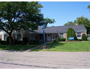 Building Photo - 4040-4050 W Lake Rd