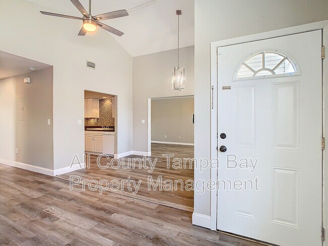 Foto del edificio - 7303 S Morton St