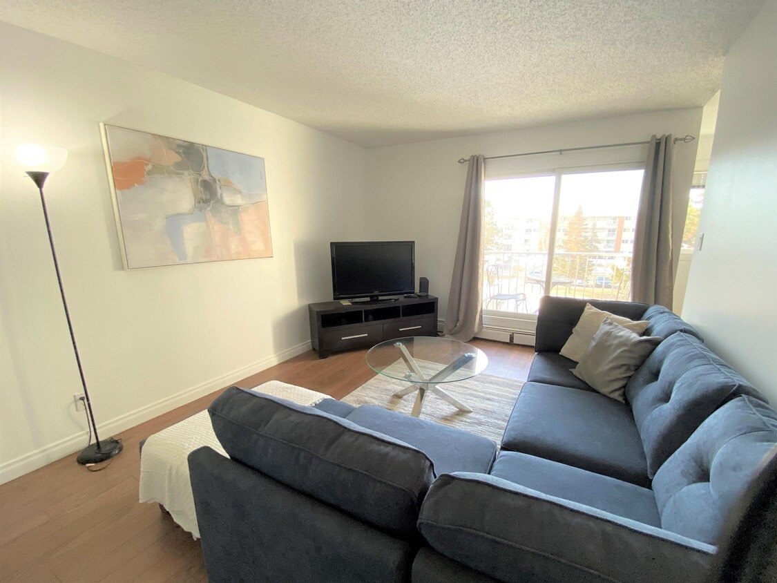 Photo principale - 11255-31 31 Ave NW