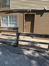 Building Photo - 668 N Lindell Ave