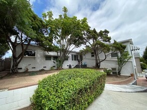Building Photo - 5053 College Ave