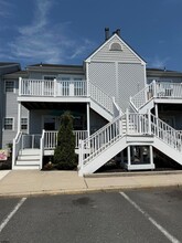 Building Photo - 312 London Ct