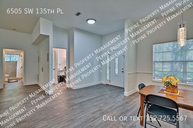 Building Photo - 6505 SW 135 Pl