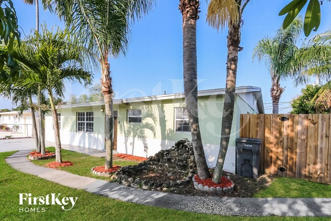 Building Photo - 1357 Drexel Rd