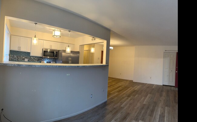 Building Photo - MARGO MANOR-1260