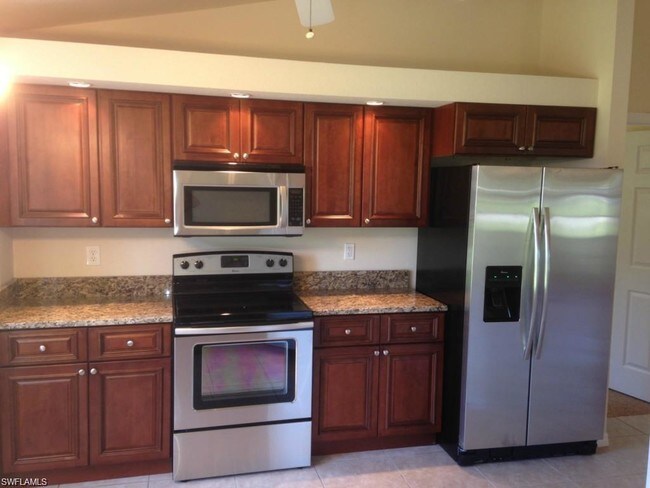 Foto del edificio - 4024 SW 5th Pl