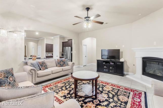 Building Photo - 4 br, 2 bath House - 1332 i Torrent Drive